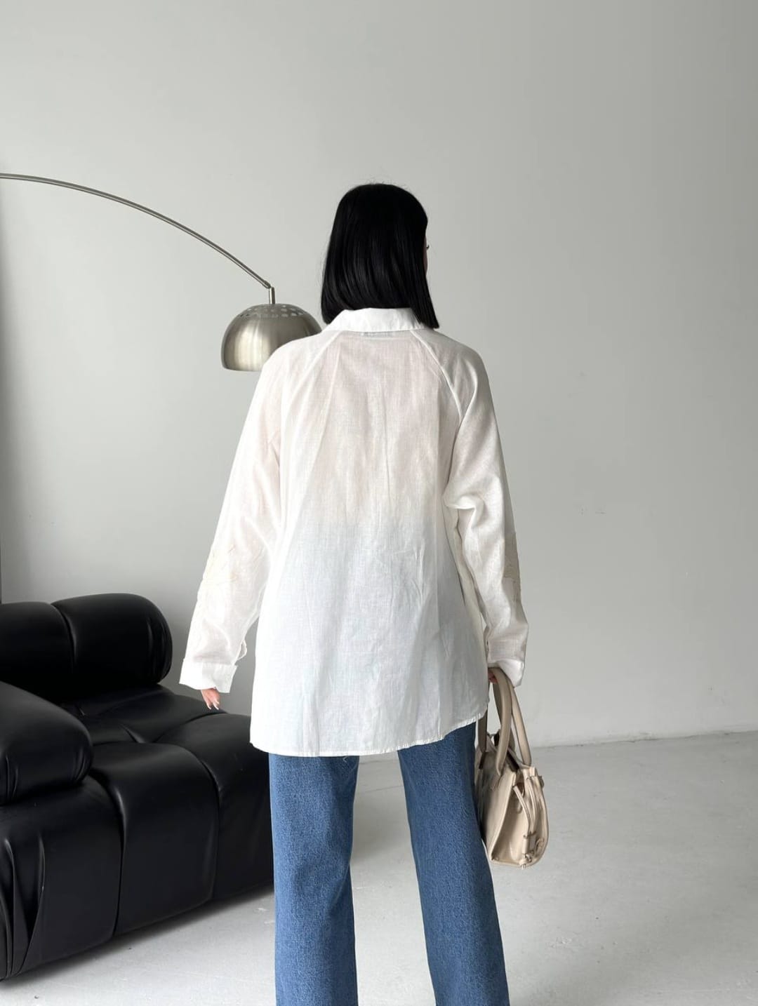 Palmiye İşlemeli Keten Gömlek – Siyah & Beyaz